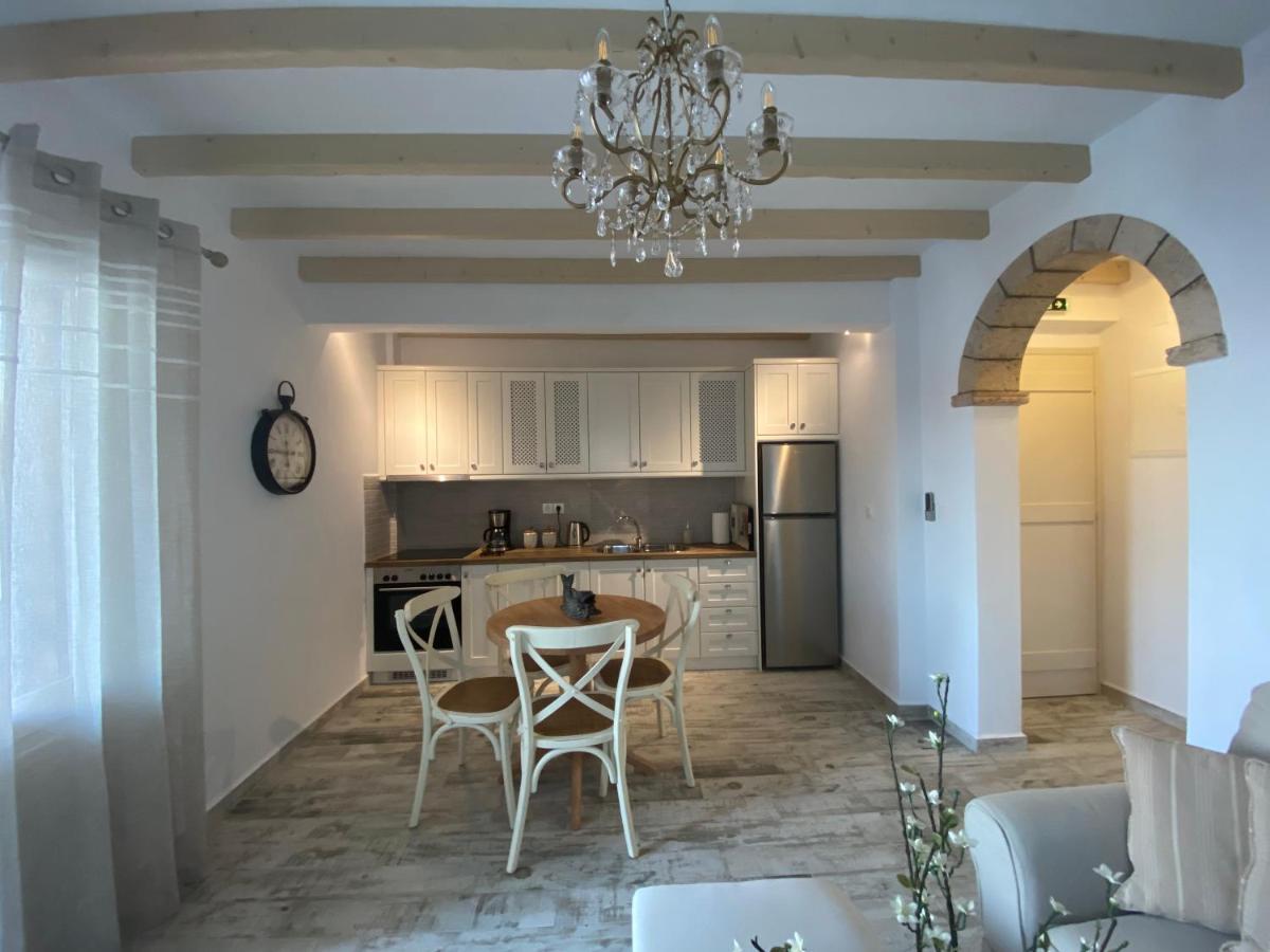 Petridi Maria Suites & Apartments Skála Extérieur photo